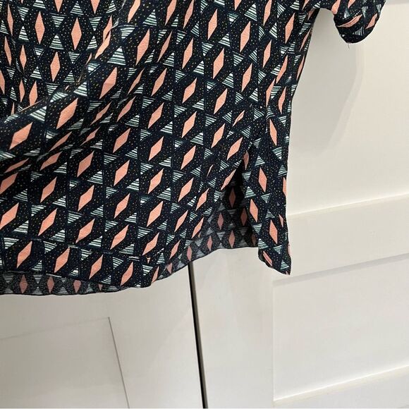 H&M Geometric Pattern Blouse Black Peach Size 6 short sleeve flowy loose fit - Picture 5 of 5